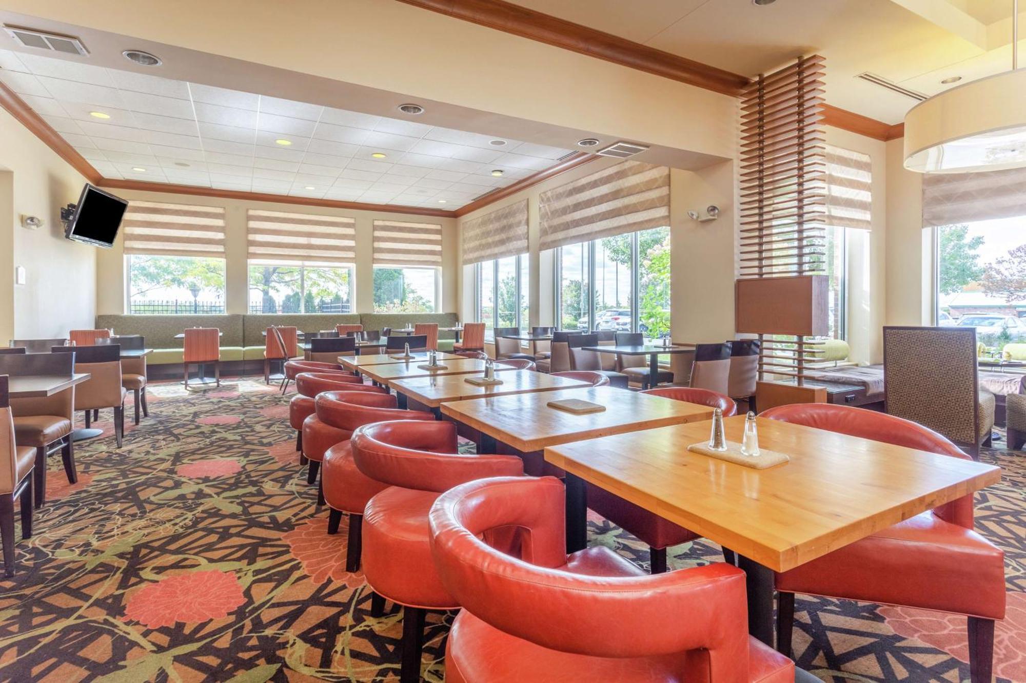 Hilton Garden Inn Chicago/Тинли Парк Екстериор снимка